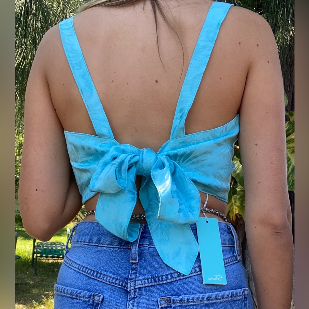 shore brand tie back cropped top - Picture 4 of 6